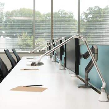 Humanscale M2® MONITOR ARM