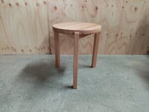 Winya stool (1)