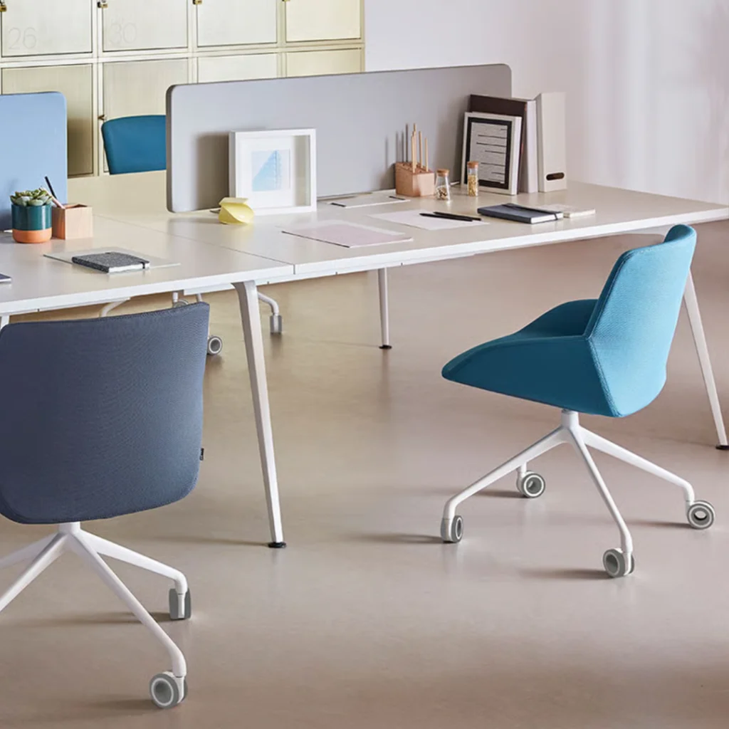 NOOM 30 Chair