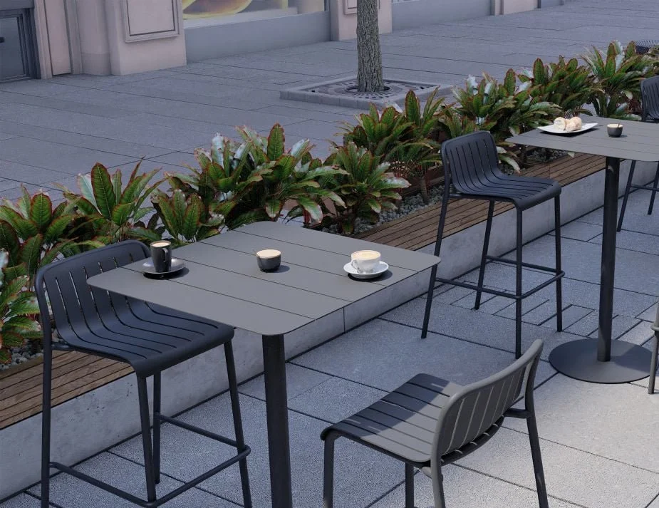 ROKU Outdoor Bar Table